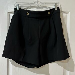 NWOT New York & Company Pleated Shorts - S